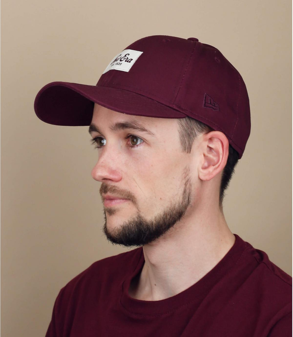 New Era burgundy cap. Colour Ess 940 maroon